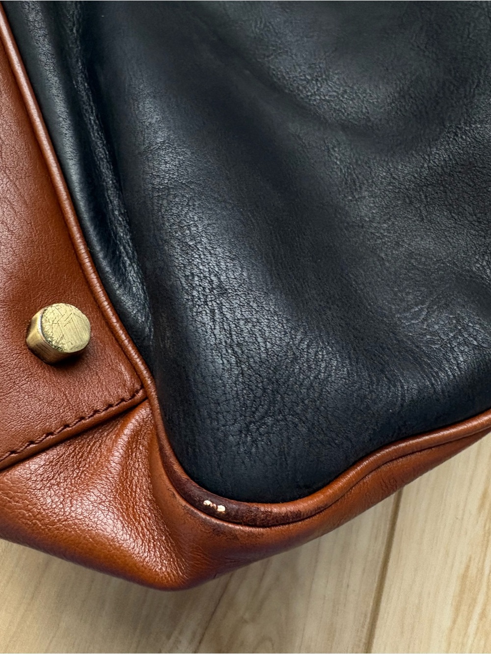 Worth New York 90s Look Hobo Slouchy Black and Brown Leather Shoulder Bag - Picture 10 of 11